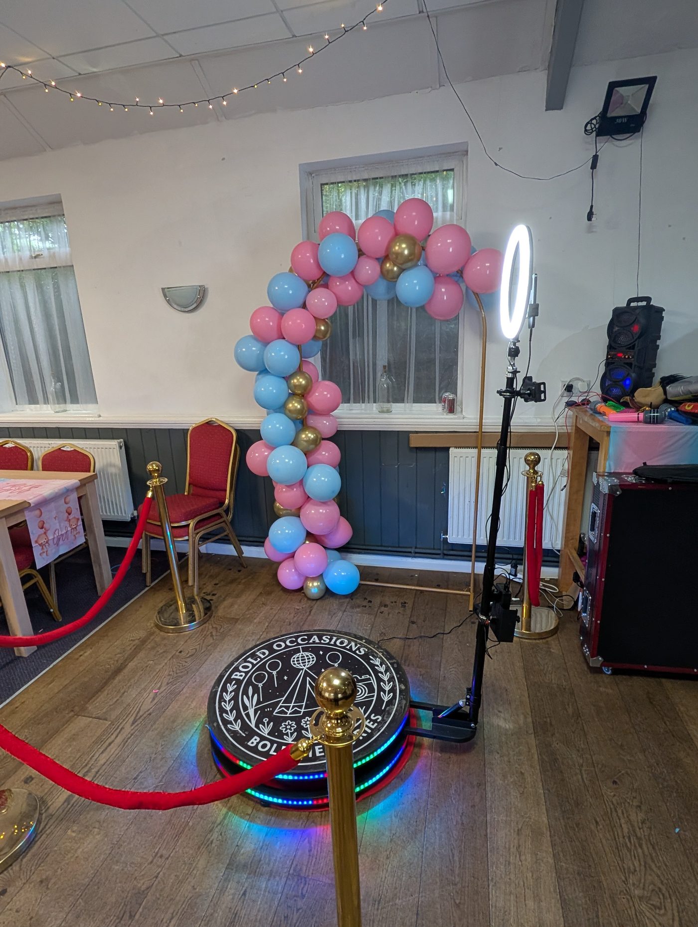 360 booth at a pink and blue gender reveal party